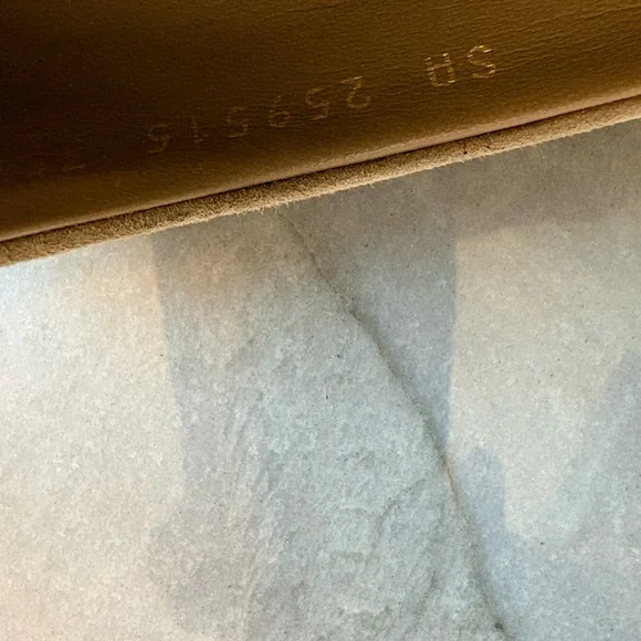 Yves Saint Laurent suede Beige Peep-Toe Heels in size 39 - Picture 4 of 7